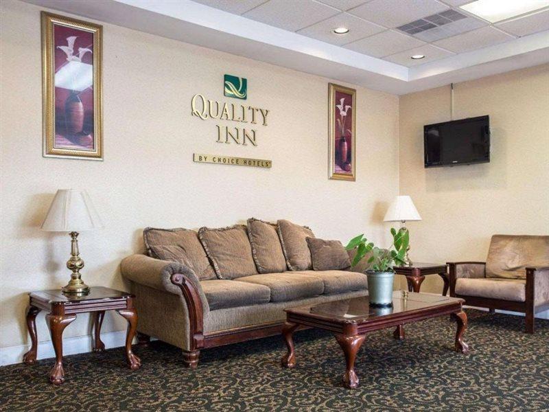 Rodeway Inn Harbison Area Columbia Eksteriør bilde