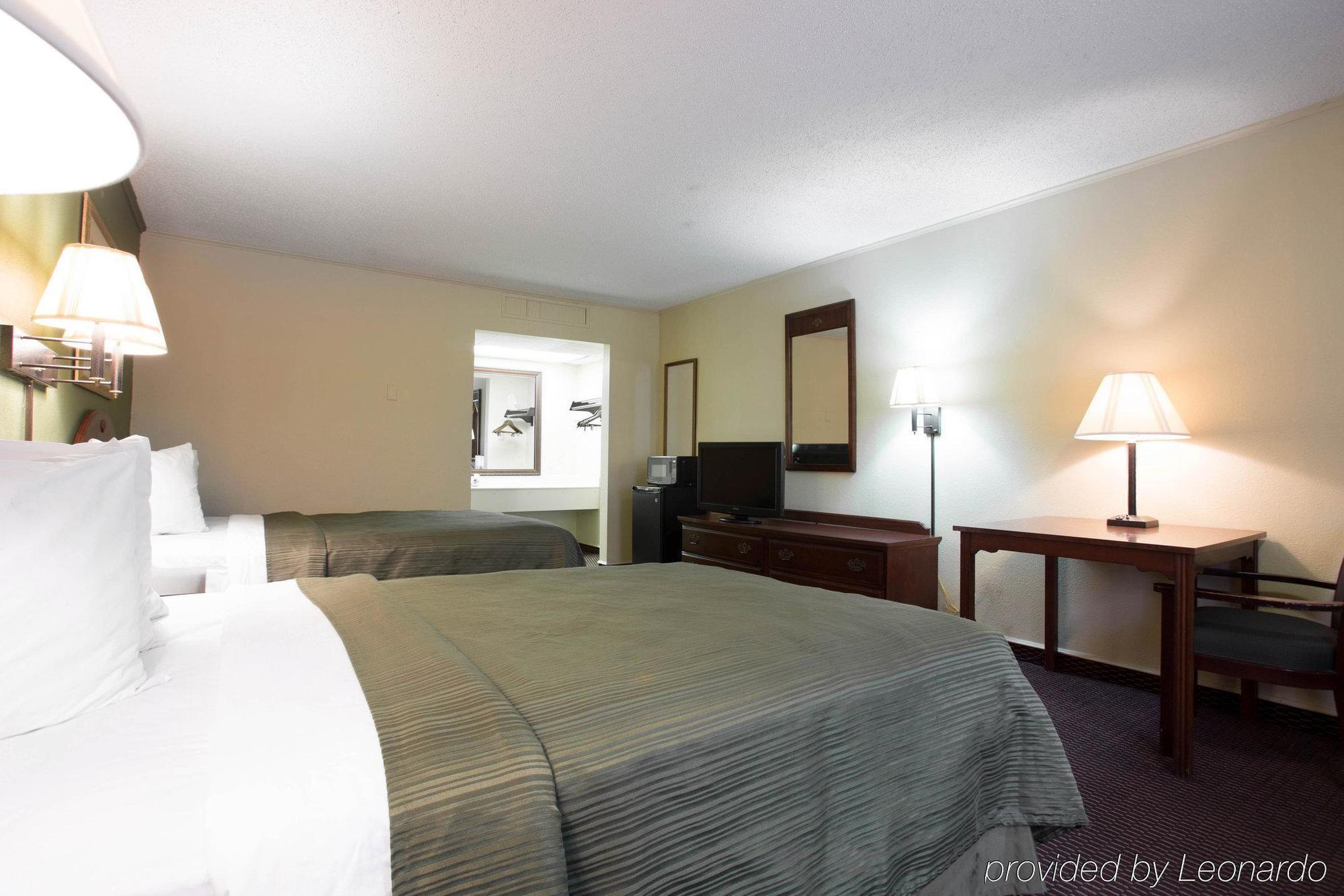 Rodeway Inn Harbison Area Columbia Eksteriør bilde